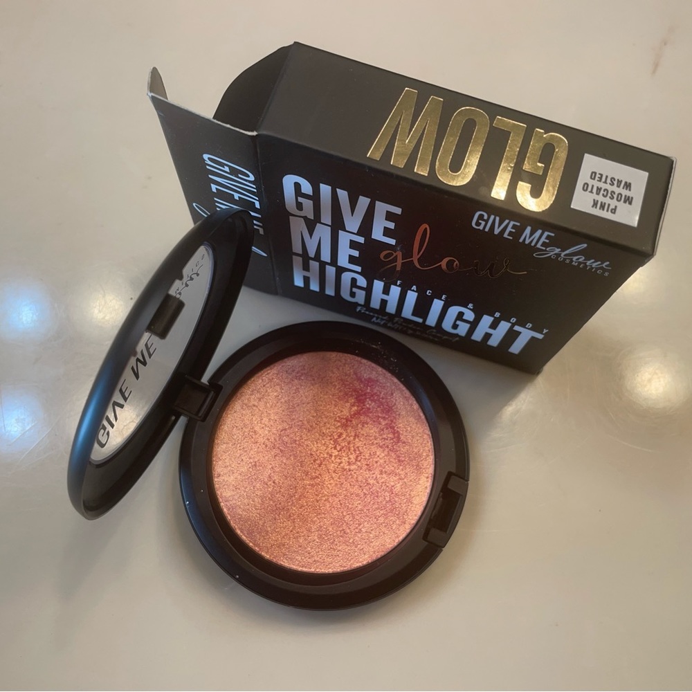 Give me glow pink moscato wasted highlighter